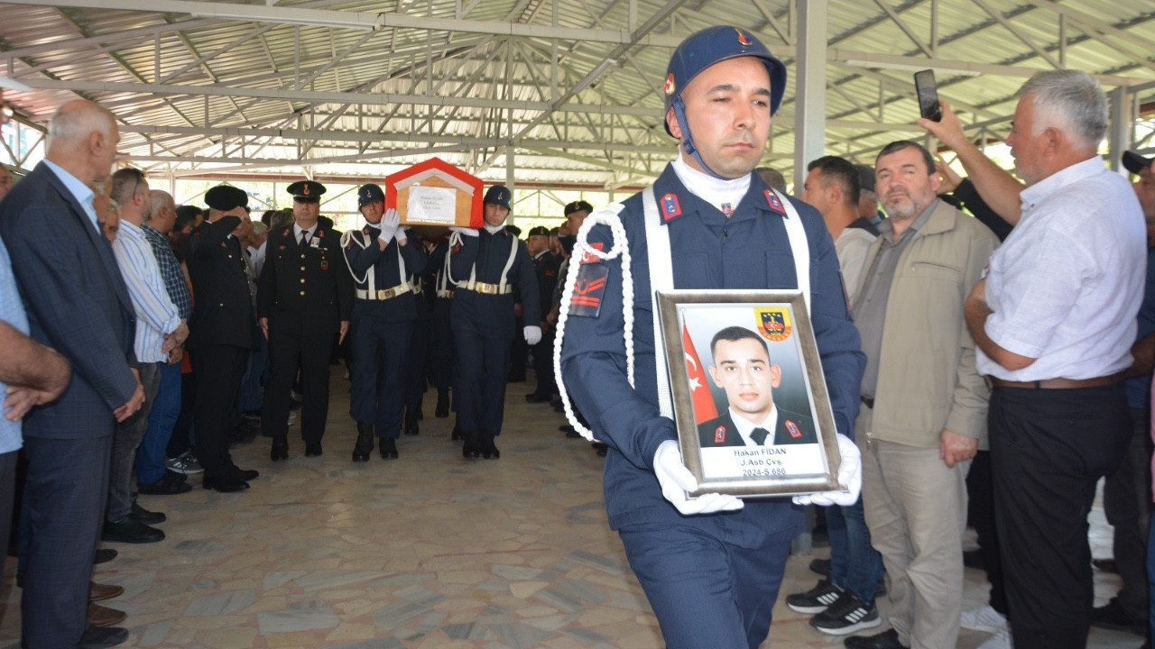 Irmakta boğulan astsubay Hakan Fidan son seyahatine uğurlandı