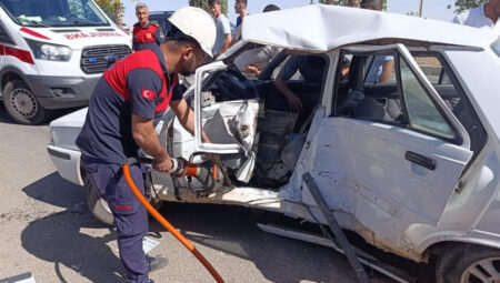 Şanlıurfa’da zincirleme kaza: 2 yaralı