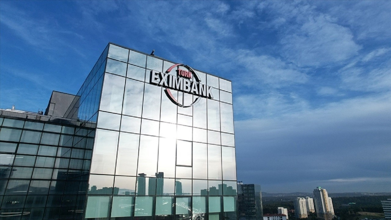 Toplam meblağ 1 milyar dolar! Türk Eximbank, tarihinin en büyük sendikasyon kredi mutabakatını imzaladı