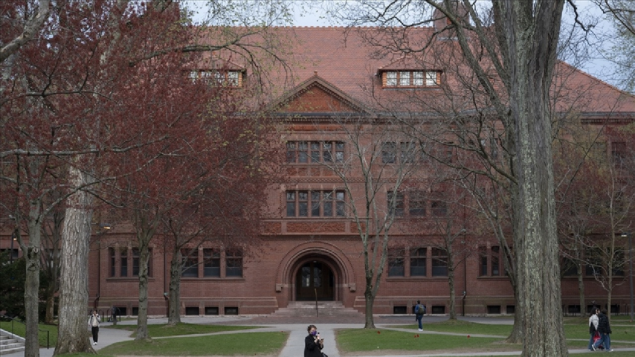 Trump idaresinden Harvard’a yaptırım: Memleketler arası öğrenci programı askıya alındı