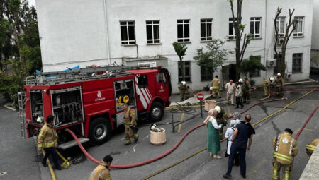 Üsküdar Devlet Hastanesi’nin ecza deposunda yangın