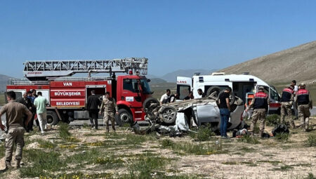 Van’da trafik kazası faciası: 4 meyyit, 2 yaralı