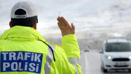 Yeni trafik yasası TBMM’ye sunuldu: O ihlaller 2. kere yapıldığında ceza da 2’ye katlanacak!