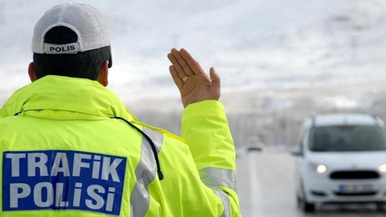Yeni trafik yasası TBMM’ye sunuldu: O ihlaller 2. kere yapıldığında ceza da 2’ye katlanacak!