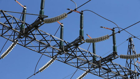 Yunanistan-GKRY elektrik çizgisi projesi masraflarının faturalara yansıyacağı argüman edildi
