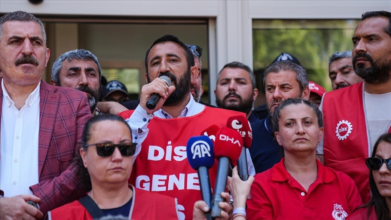 1030 kişi işten çıkarılacak! İzmir Büyükşehir Belediye Başkanı Cemil Tugay, sendikayı sorumlu tuttu