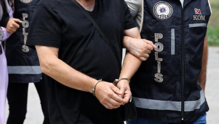12 vilayette cürüm örgütlerine operasyon: 230 kuşkulu gözaltında