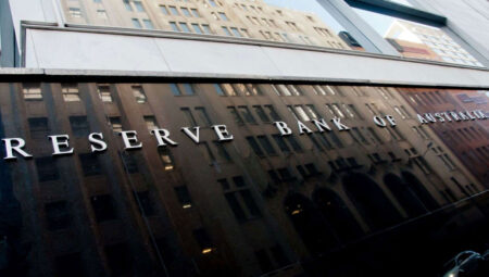 Avustralya Merkez Bankası, siyaset faizini sabit bıraktı
