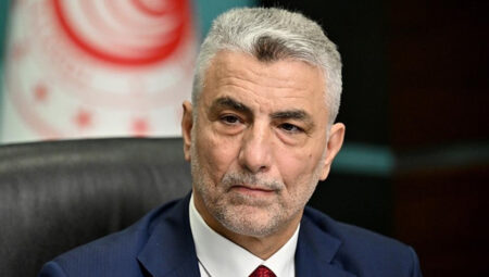 Bakan Bolat, Kayseri’de ziyaretlerde bulundu