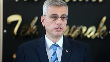 Bakan Memişoğlu’ndan “Aile Hekimliği Rehberi” paylaşımı