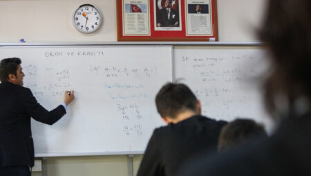 Bakan Tekin’den öğretmenlere müjde