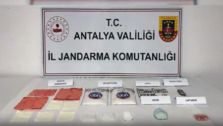 Bakan Yerlikaya: ‘Narkokapan-Antalya operasyonunda 107 torbacı yakalandı’