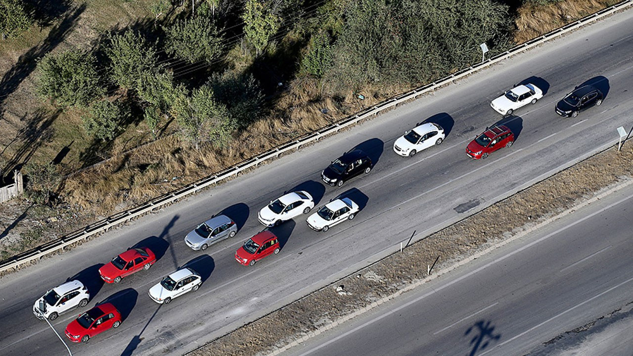 Bakan Yerlikaya trafik verilerini açıkladı: Havadan kontrollerde toplam 468 bin 539 şoföre ceza kesildi