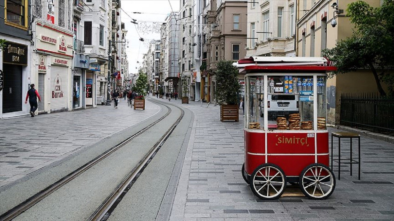 Beyoğlu’nda şov yürüyüşü ve açık hava toplantıları 1 gün müddetle yasak