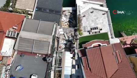 Boğaz’da kaçak yapı operasyonu: Tarihi pastaneye müdahale