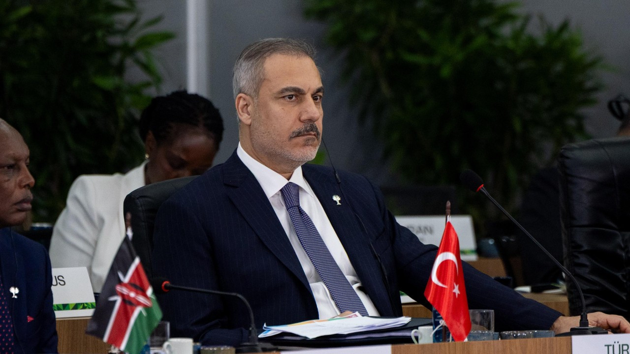 BRICS Önderler Doruğu’nda konuşan Bakan Fidan’dan yapay zeka uyarısı