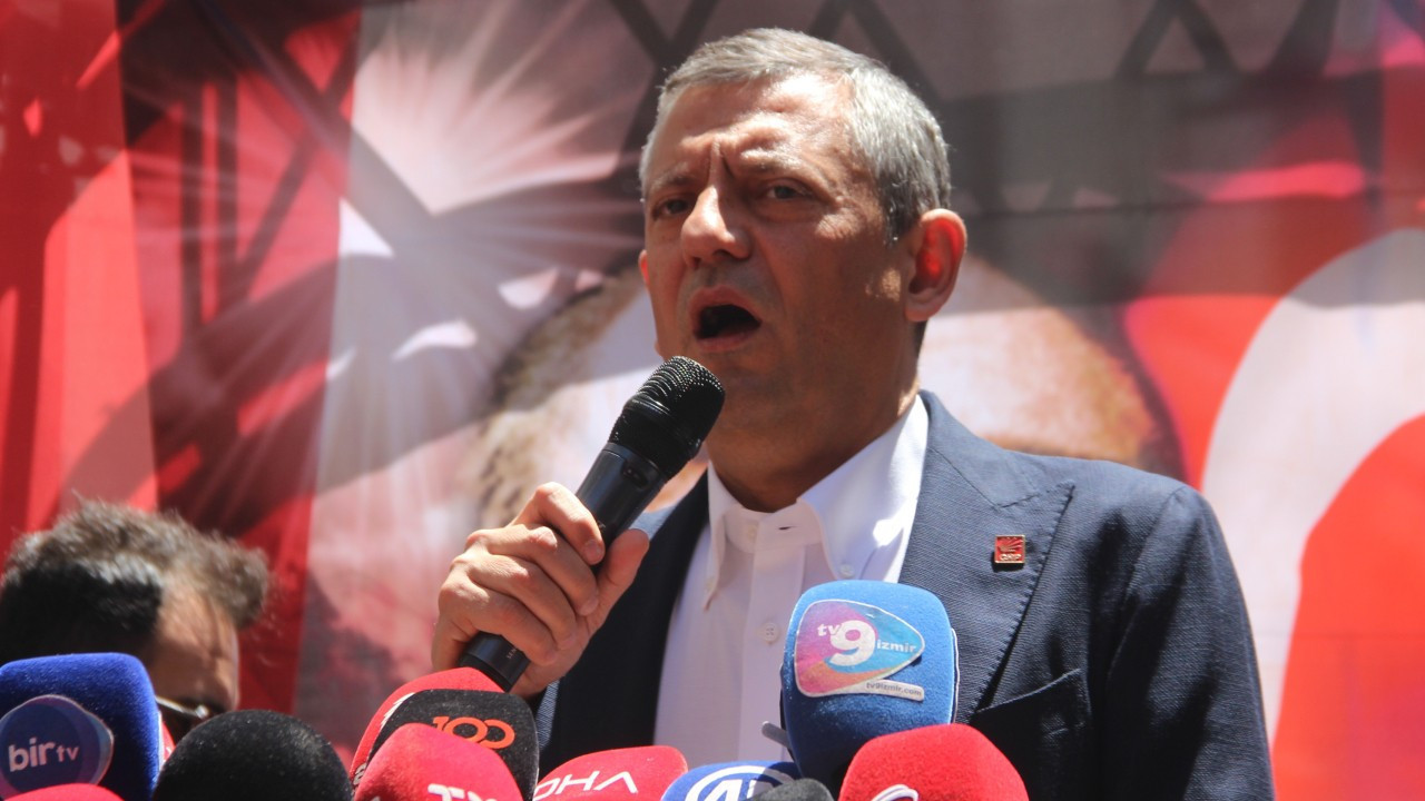 CHP lideri Özel: Kimseyi satmadım, Tunç kardeşimi satmam