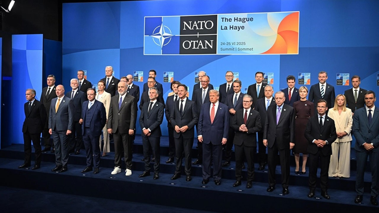 Cumhurbaşkanı Erdoğan, NATO’da aile fotoğrafı çekimine katıldı