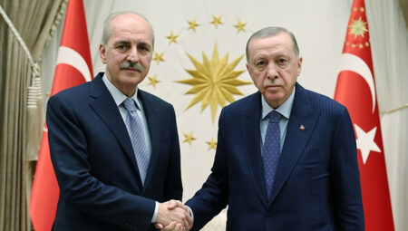Cumhurbaşkanı Erdoğan, TBMM Başkanı Kurtulmuş’u kabul etti