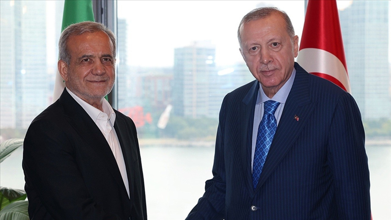 Cumhurbaşkanı Erdoğan ve İran Cumhurbaşkanı Pezeşkiyan telefonda görüştü