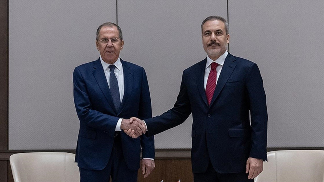 Dışişleri Bakanı Fidan ve Rus mevkidaşı Lavrov telefonda görüştü