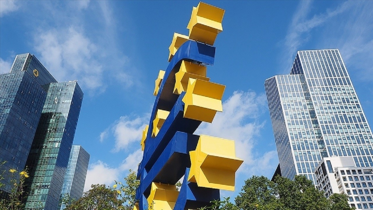 Euro bölgesi’nde üretici fiyatları nisan ayında geriledi