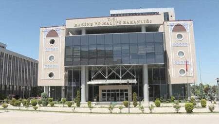 Hazine, Euro tahvili için 4 finans kuruluşuna Yetki Verdi