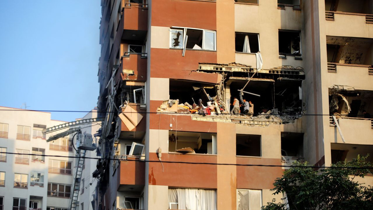 İran duyurdu: Bir binada 20’si çocuk 60 kişi hayatını kaybetti