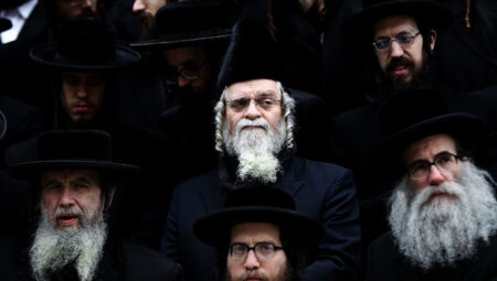 İsrail’de Haredi krizi büyüyor: Hahamlardan ‘koalisyondan çekilin’ talimatı