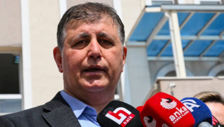 İzBB Başkanı Cemil Tugay’dan, “suç duyurusu” savlarına net yanıt: Bu bir iftiradır