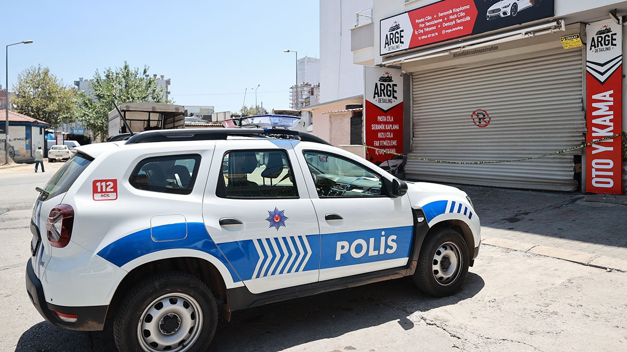 Mersin’de bir oto yıkamacıda 4 gencin cansız vücudu bulundu