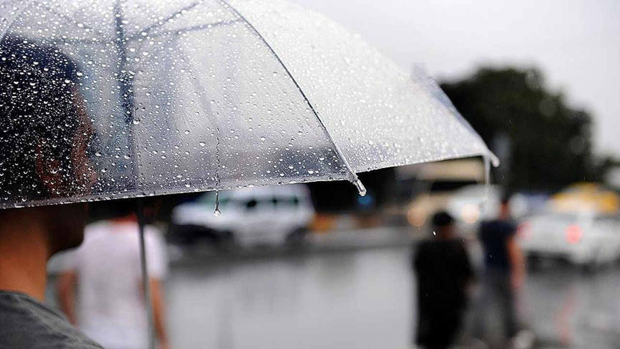 Meteoroloji hafta sonunu işaret etti! Sağanak geliyor, sıcaklıklar düşüyor