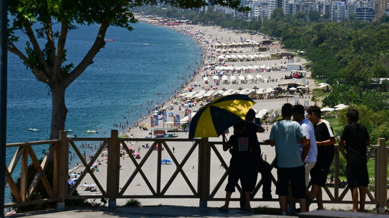 Meteoroloji uyardı! Birtakım bölgelerde sıcaklık 40 dereceye yaklaşacak | 1 TEMMUZ HAVA DURUMU