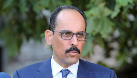 MİT Başkanı Kalın’dan öz-oryantalizm uyarısı