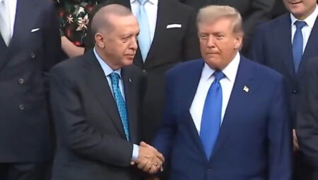NATO Doruğu’nda Erdoğan ve Trump’tan birinci temas