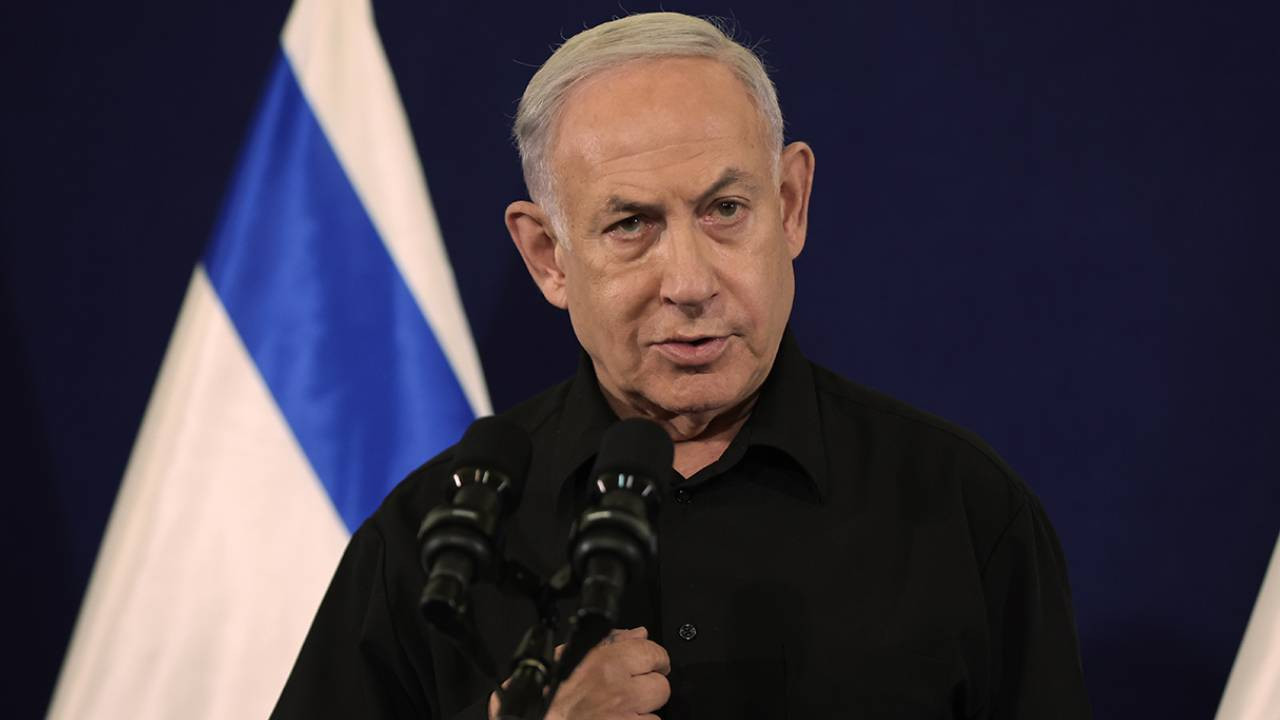Netanyahu taarruz sonrası halka ihtar: Besin depolayın, sığınaklarda kalın