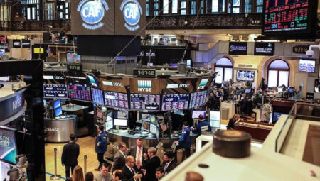 New York borsası güne hafif yükselişle başladı