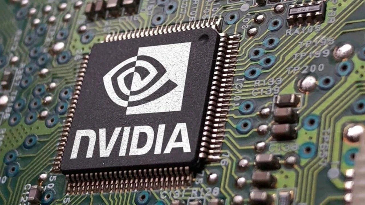 Paylarının rekor kırmasının akabinde Nvidia yine tepeye yerleşti! Dünyanın en pahalı şirketi oldu