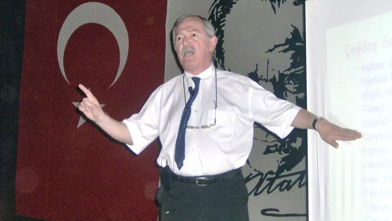 Prof. Dr. Gazanfer Aksakoğlu hayatını kaybetti