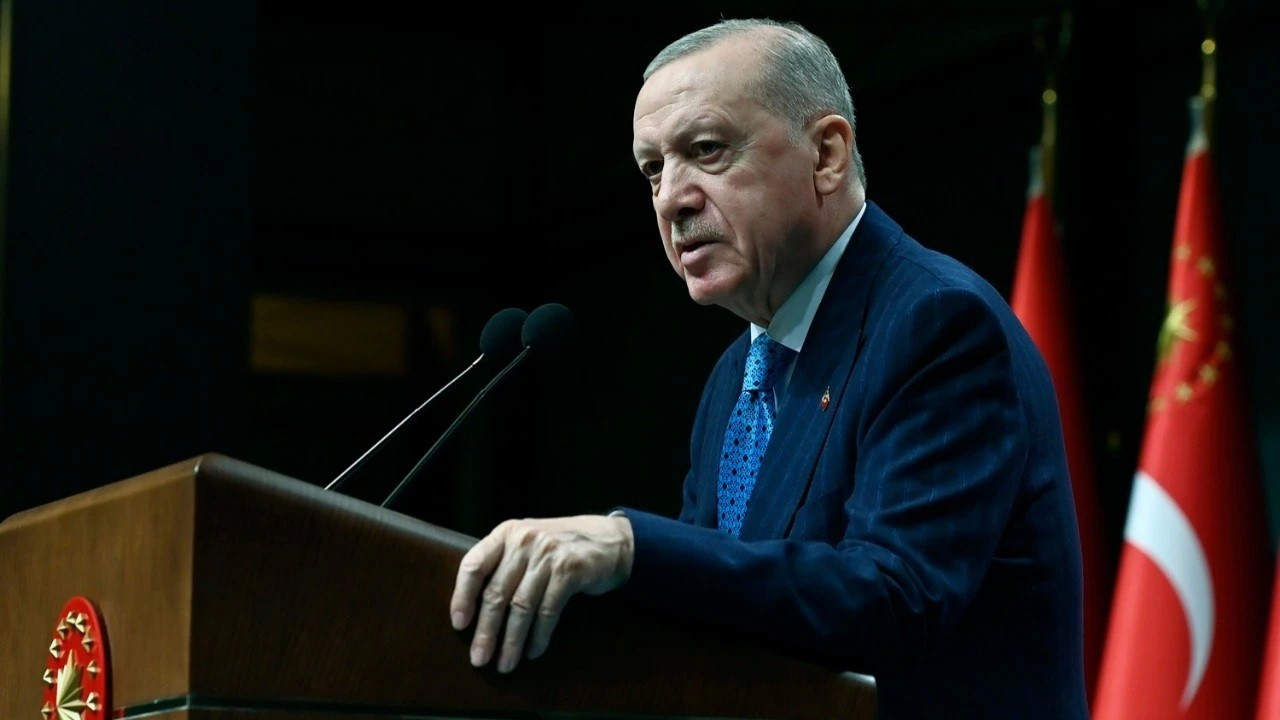 Son dakika: Cumhurbaşkanı Erdoğan: Yatırım taahhütlü avans kredisi dayanağı 500 milyar liraya çıkarılıyor