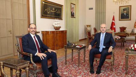 Son dakika: İbrahim Kalın ile Numan Kurtulmuş görüşmesi sona erdi
