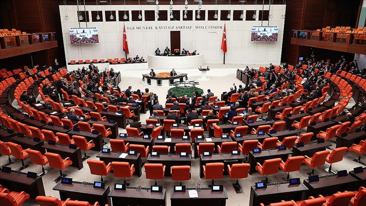 TBMM Başkanlık Divanı ve kurul üyeleri belirlendi