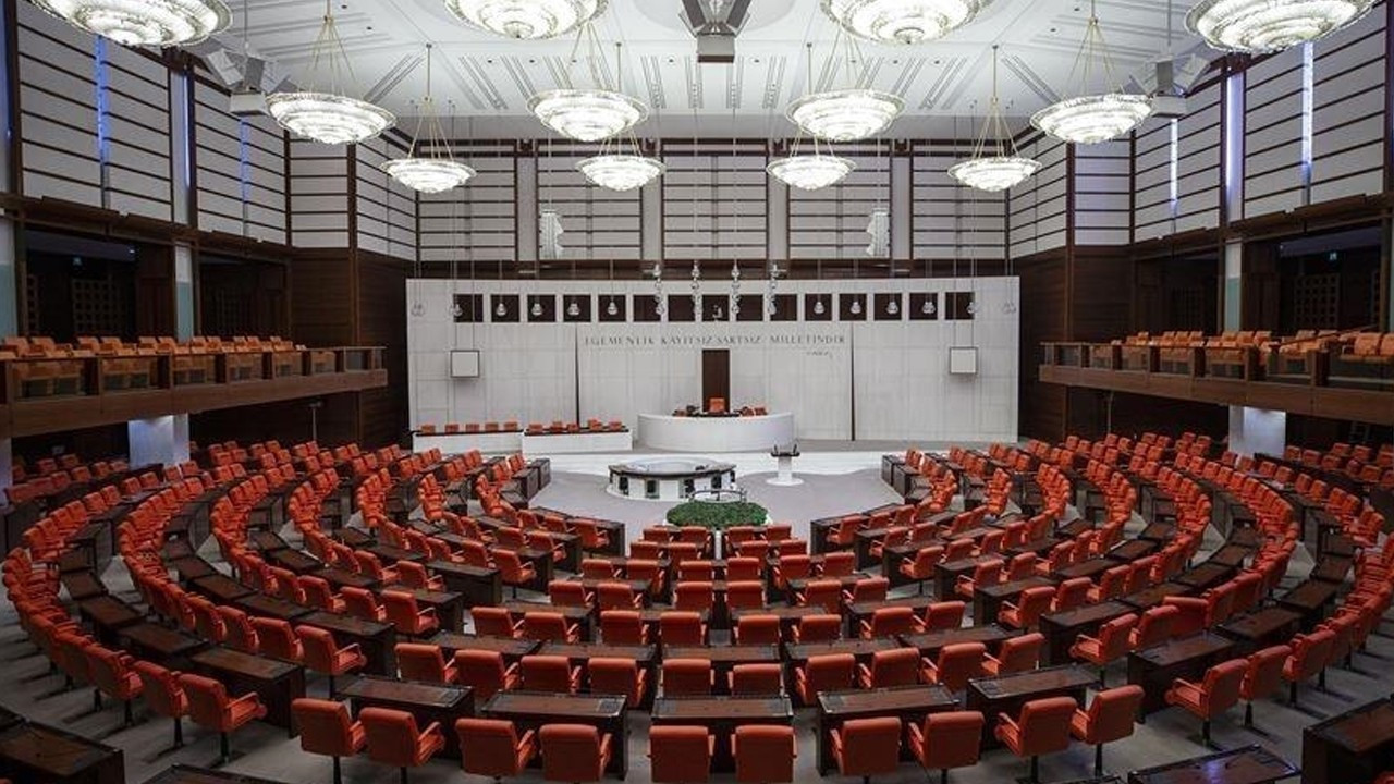 TBMM’nin çalışma mühleti uzatıldı