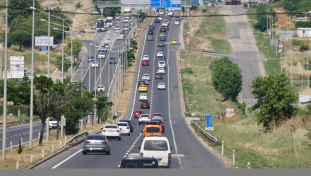 Tekirdağ-İstanbul yolunda bayram tatilinden dönüş yoğunluğu başladı
