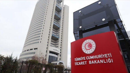 Ticari kontrolde yapay zeka dönemi! Yeni TAREKS kullanıma açıldı