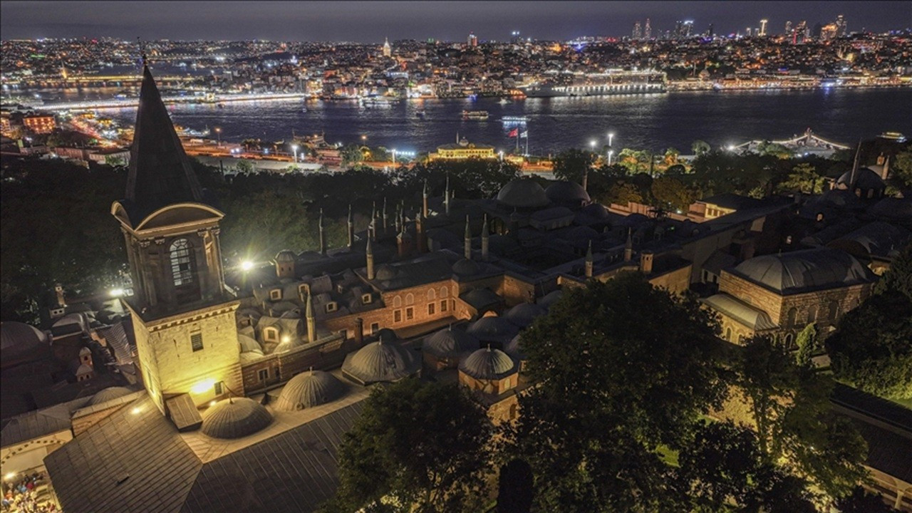 Topkapı Sarayı’nda yeni dönem! Artık geceleri de ziyaretçilerini ağırlayacak