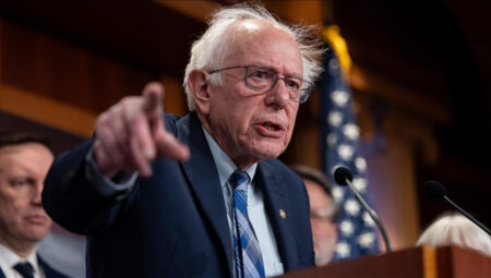Trump’ın Los Angeles kararına ABD’li Senatör Bernie Sanders’tan tepki!