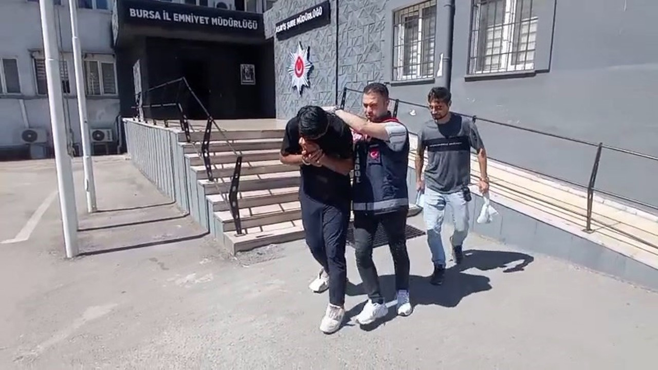 Yaşlı bayanı oğlu üzere kandırdı, 672 bin TL’lik vurgun yaptı!