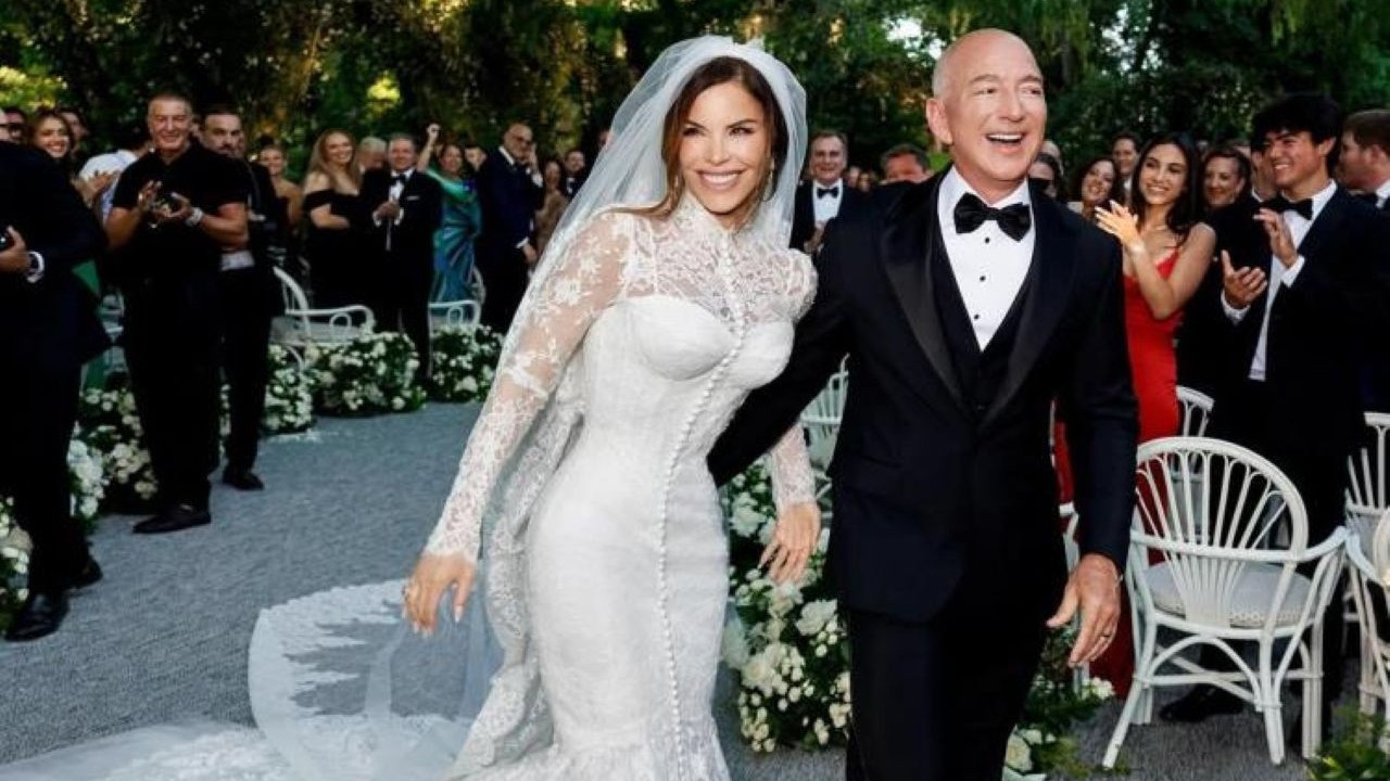 Yılın düğünü… Jeff Bezos ve Lauren Sanchez evlendi
